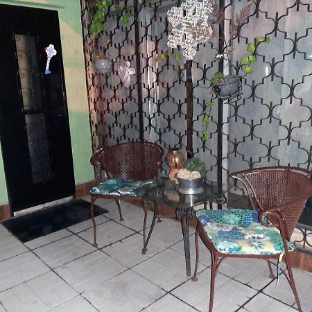 Nirvana Hermosa Habitacion Independiente グアテマラシティ エクステリア 写真
